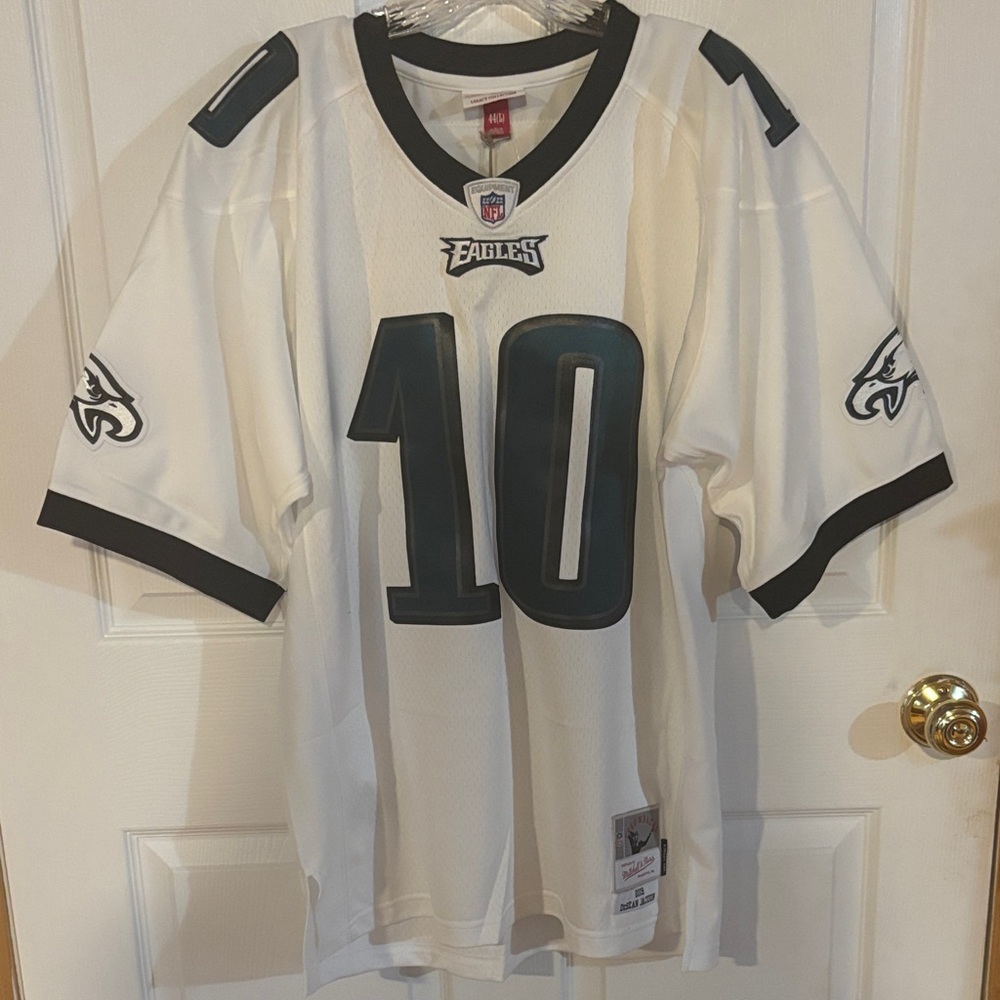 Nostalgia Legacy Collection Eagles Jackson Sz L NWT White Jersey